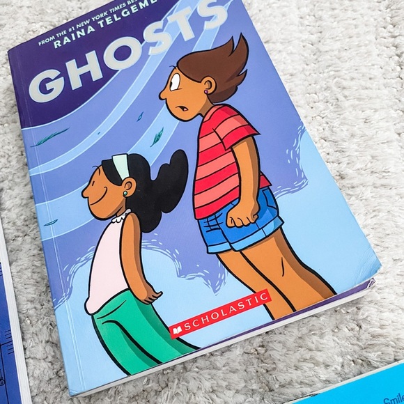 Raina Telgemeier Books - Picture 6 of 10